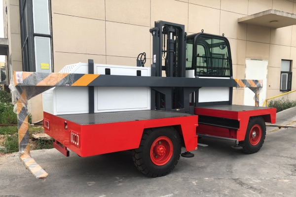 SOCMA HNS30EL Electric Side Loader Forklift For Long Objects Handling